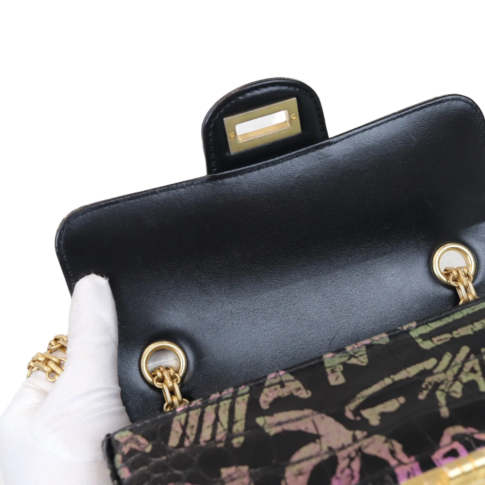 19A Graffiti Croc Embossed Mini 2.55 Reissue GHW