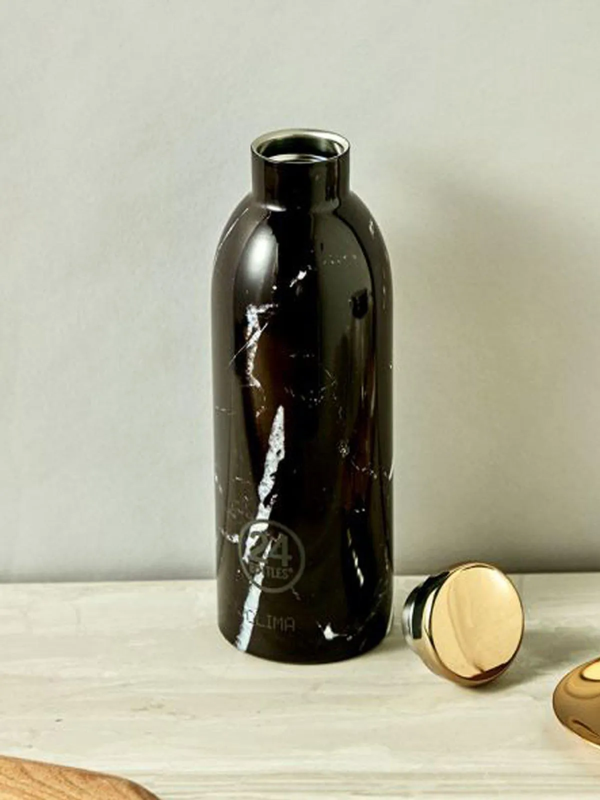 24Bottles Clima Bottle Black Marble 850ml