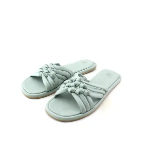 A NEWDAY . A NEWDAY .