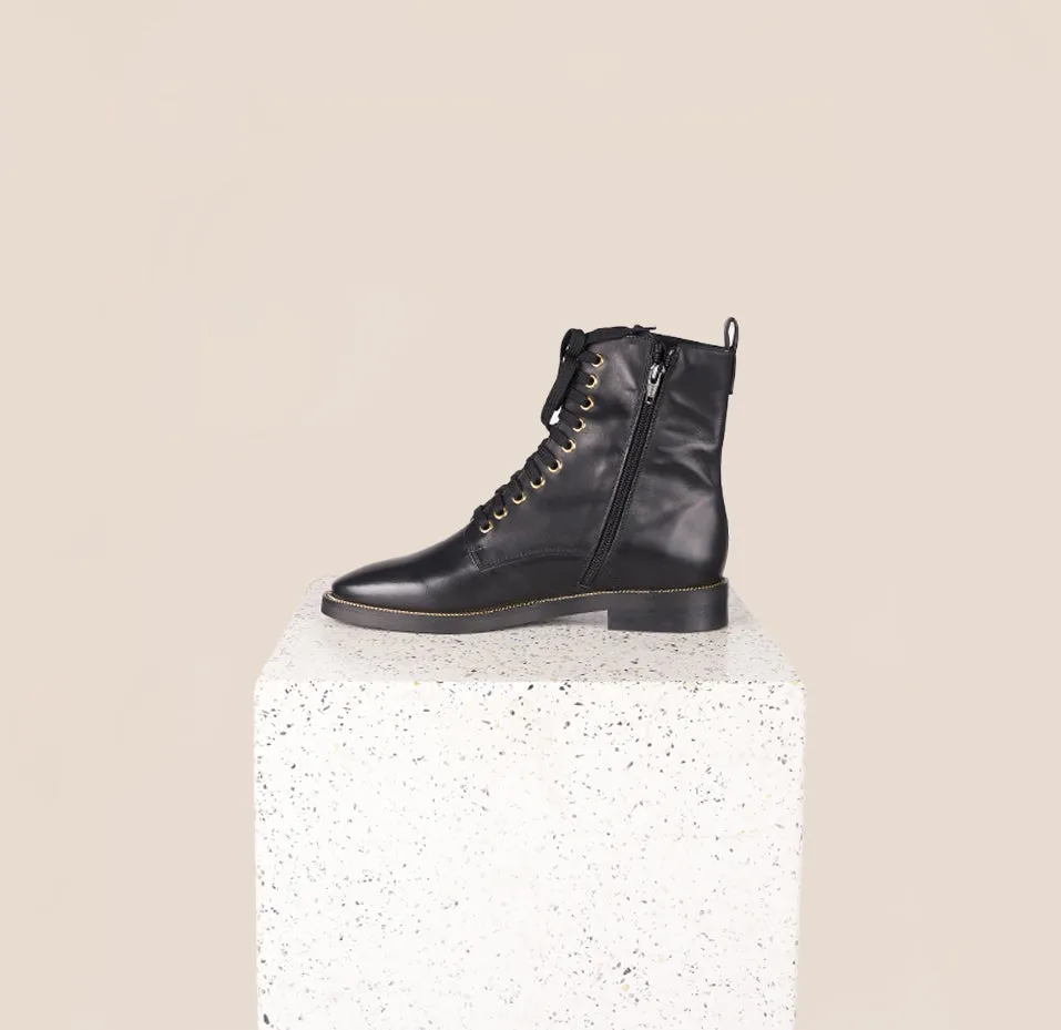 Asti Due - Black Leather