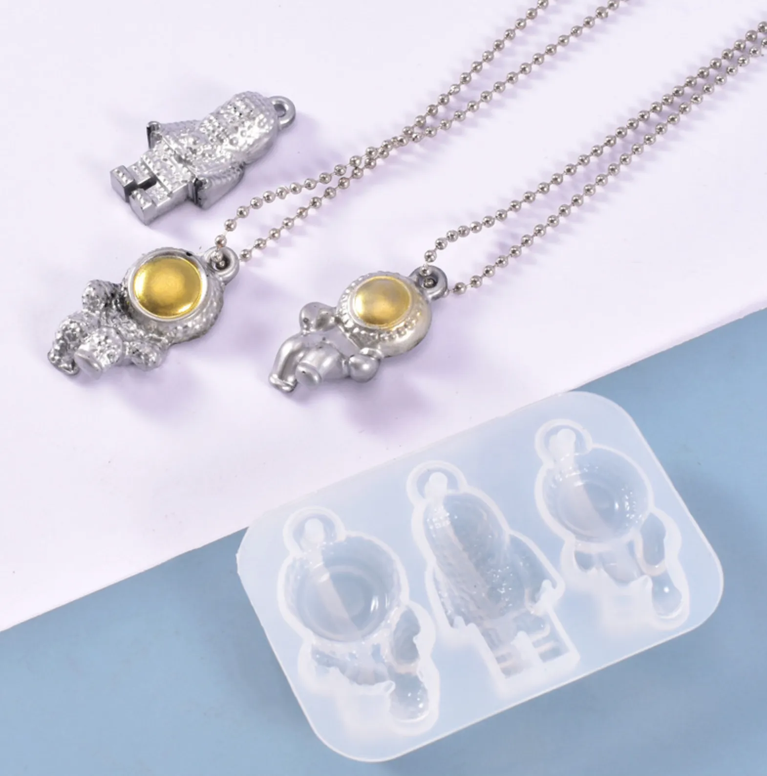Astronaut Silicone Mold (3 Cavity)