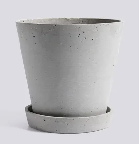 HAY Flowerpot with Saucer - XL Grey HAY Flowerpot with Saucer - XL Grey